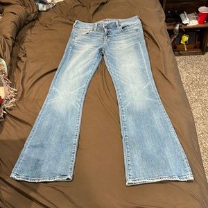 Women’s American eagle kick boot jeans - size 10